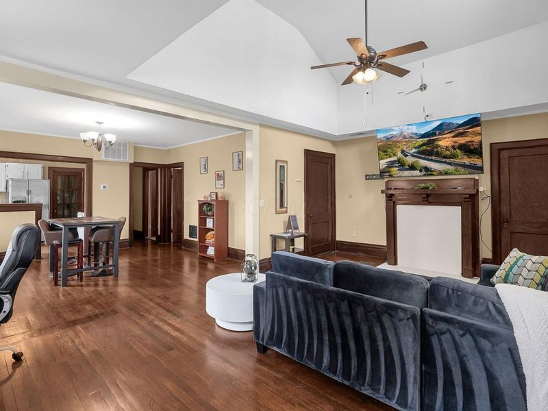 366 Berkeley Road , Columbus, OH 43205 Photo 7