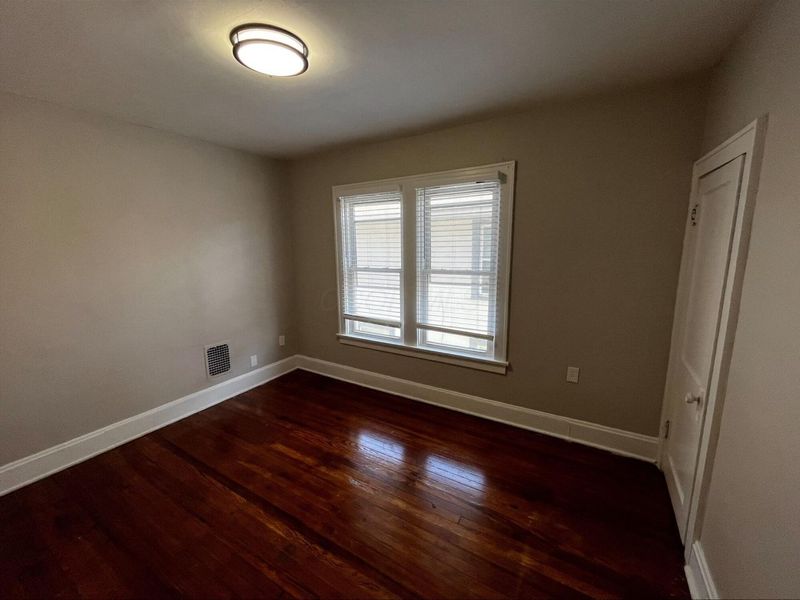 2745 Steele Avenue , Columbus, OH 43204 Photo 5