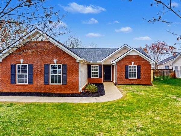 4002 Strata Dr, Spring Hill, TN 37174