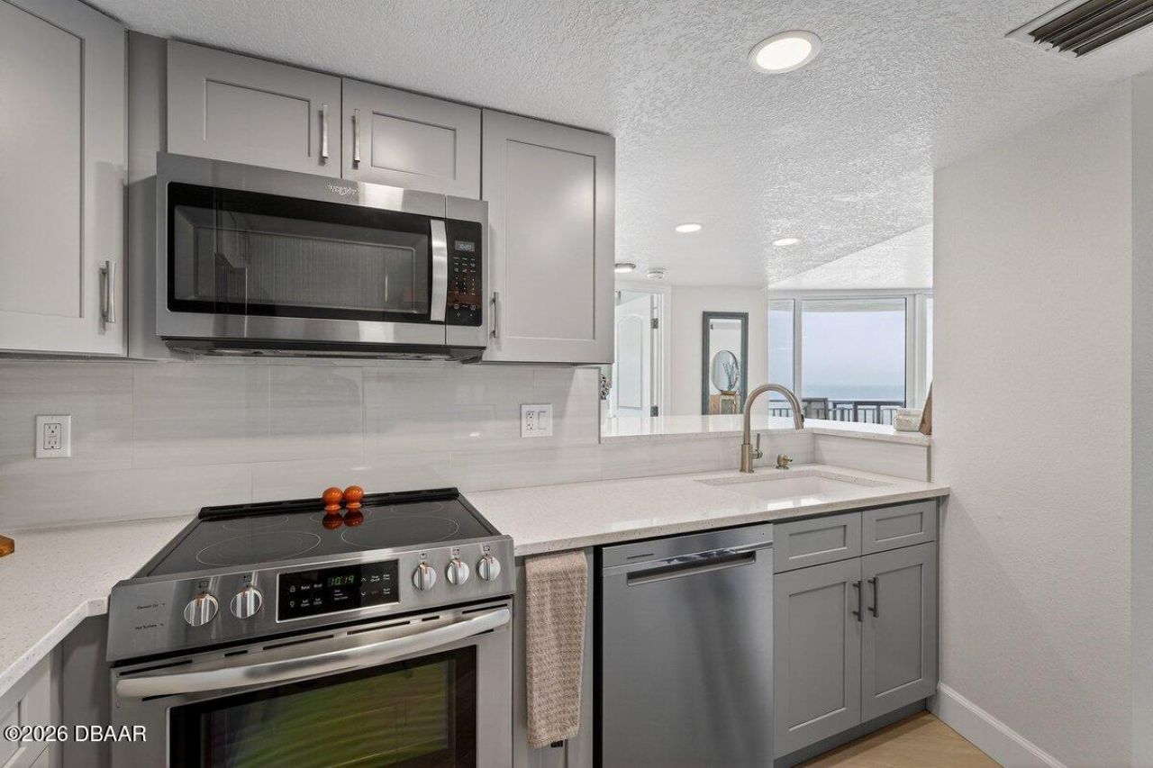 2625 S Atlantic Avenue, Unit 14NE, Daytona Beach Shores, FL 32118 Photo