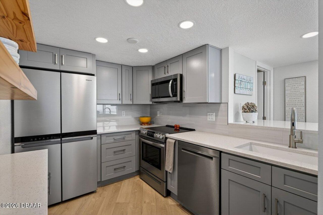 2625 S Atlantic Avenue, Unit 14NE, Daytona Beach Shores, FL 32118 Photo