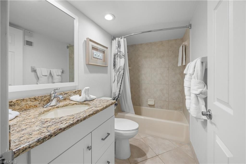 1401 Middle Gulf Dr, Unit 305R, Sanibel, FL 33957 Photo