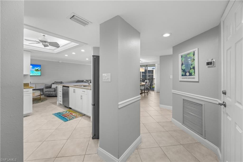 1401 Middle Gulf Dr, Unit 305R, Sanibel, FL 33957 Photo