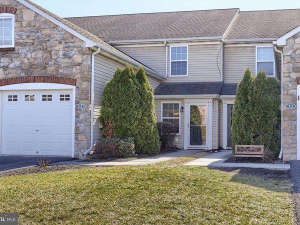 413 EISENHOWER DRIVE , CARLISLE, PA 17013