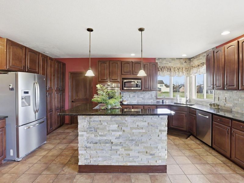 8921 Laurel Way, Pickerington, OH 43147 Photo 18