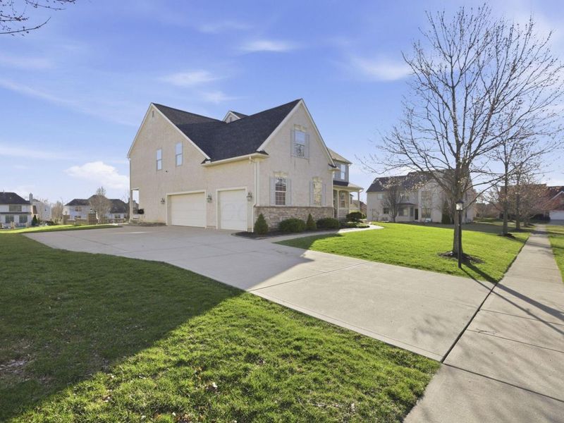 8921 Laurel Way, Pickerington, OH 43147 Photo 4