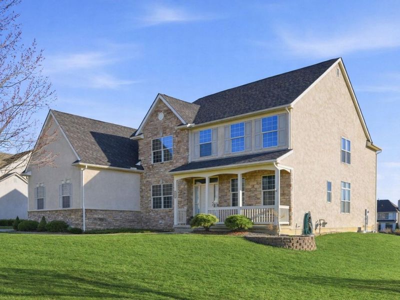 8921 Laurel Way, Pickerington, OH 43147 Photo 5