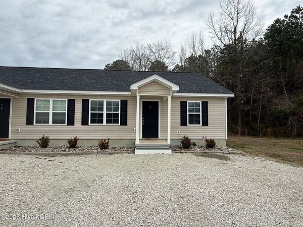 201 Fire Tower Road , Unit 6, Richlands, NC 28574