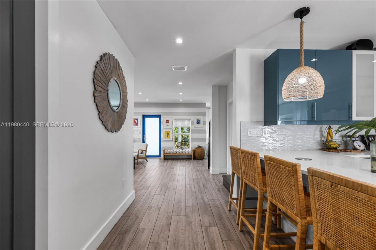 1121 NE 85th St , Miami, FL 33138 Photo