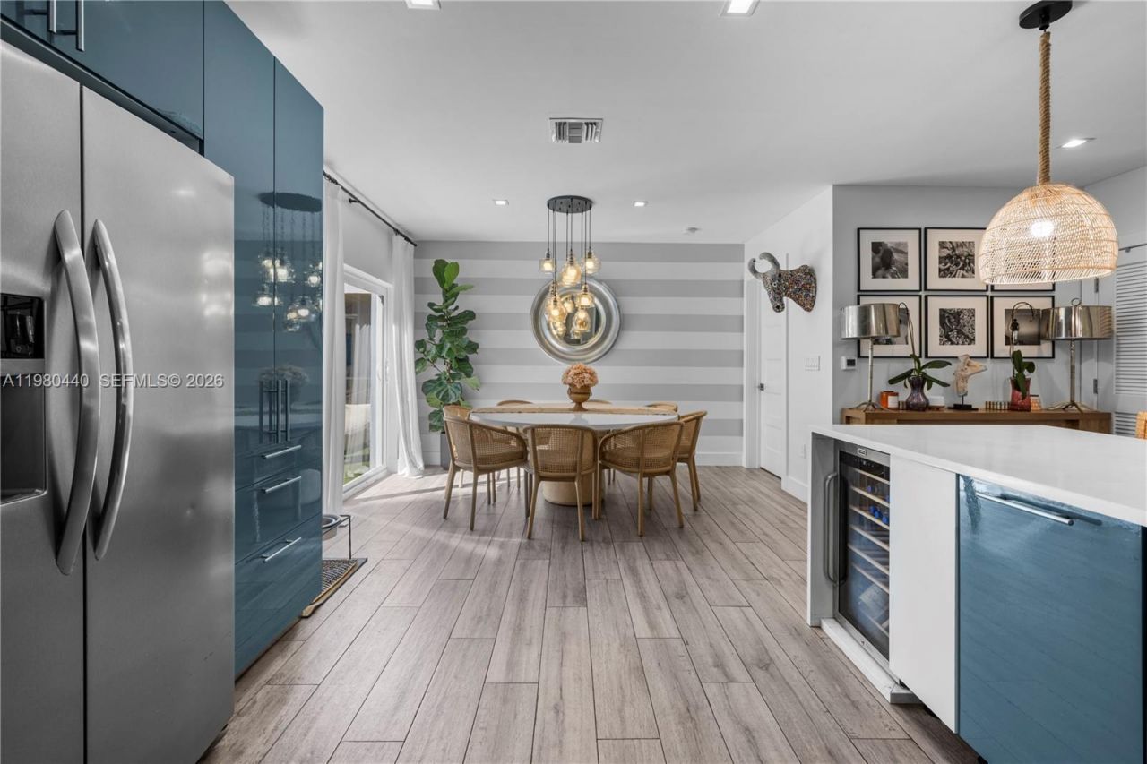 1121 NE 85th St , Miami, FL 33138 Photo