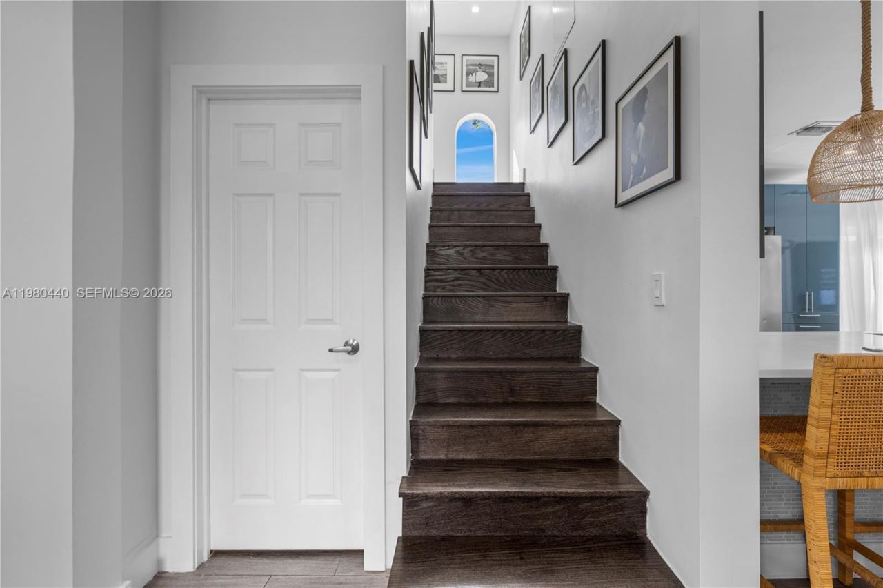 1121 NE 85th St , Miami, FL 33138 Photo