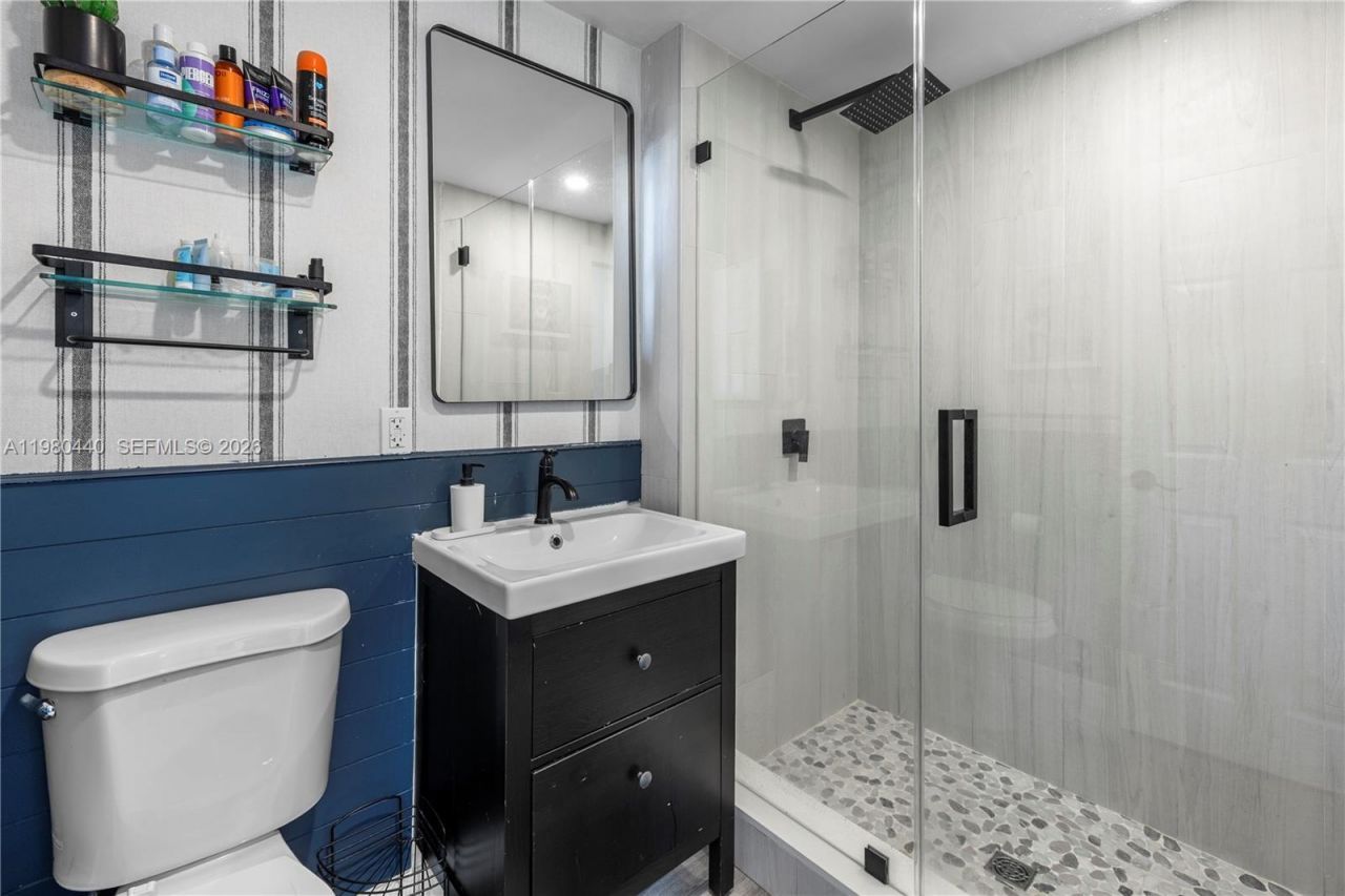 1121 NE 85th St , Miami, FL 33138 Photo