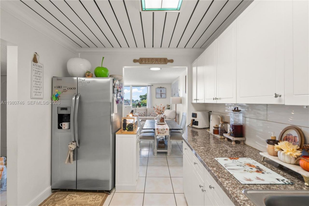 10000 NW 80th Ct , Unit 2456, Hialeah Gardens, FL 33016 Photo