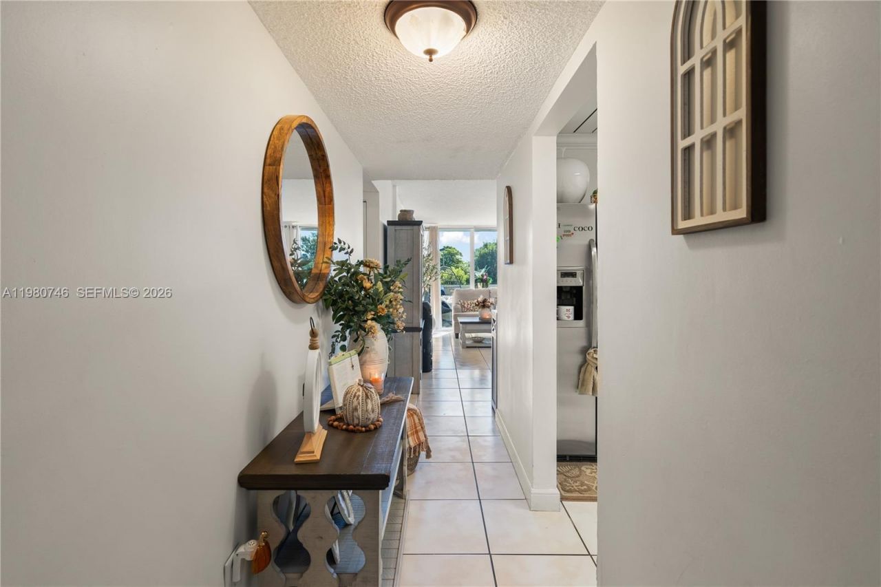 10000 NW 80th Ct , Unit 2456, Hialeah Gardens, FL 33016 Photo