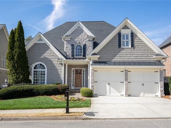 1176 Bluffhaven Way NE, Brookhaven, GA 30319