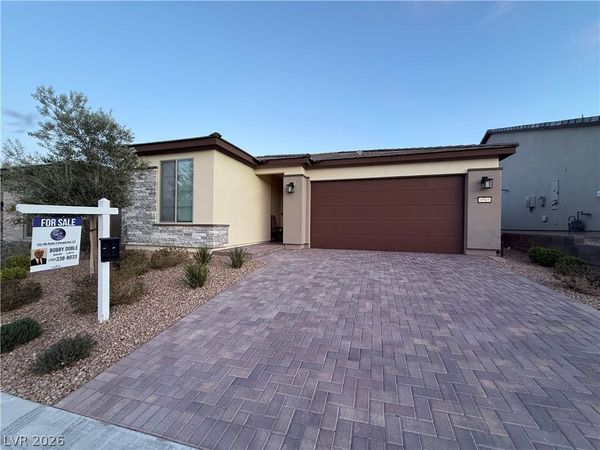 9585 Sard Lane , Las Vegas, NV 89143