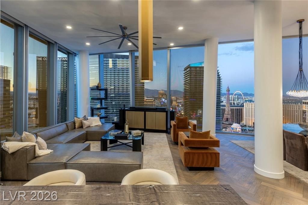 3726 Las Vegas Boulevard, Las Vegas, NV 89158