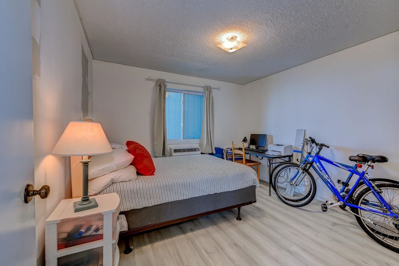 6301 Ocean Blvd. N Photo 16