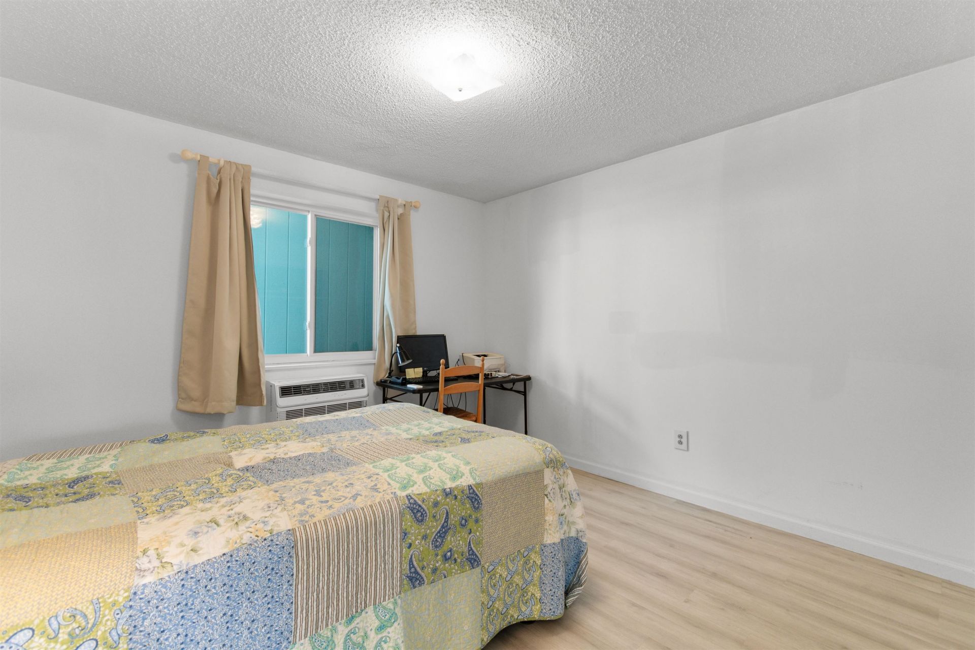 6301 Ocean Blvd. N Photo 19