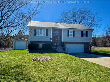 235 Chestnut Street, Eleanor, WV 25070