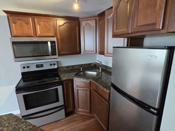 340 Main St, Unit 311, Melrose, MA 02176