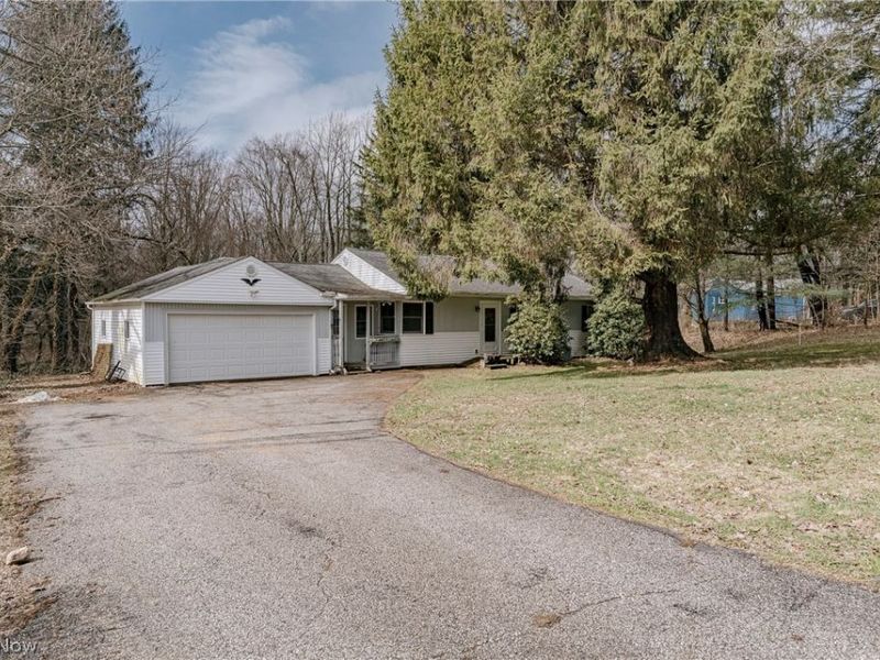 17446 Snyder Road , Chagrin Falls, OH 44023 Photo 1