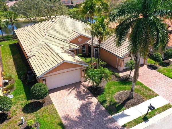 14318 Manchester DR , NAPLES, FL 34114