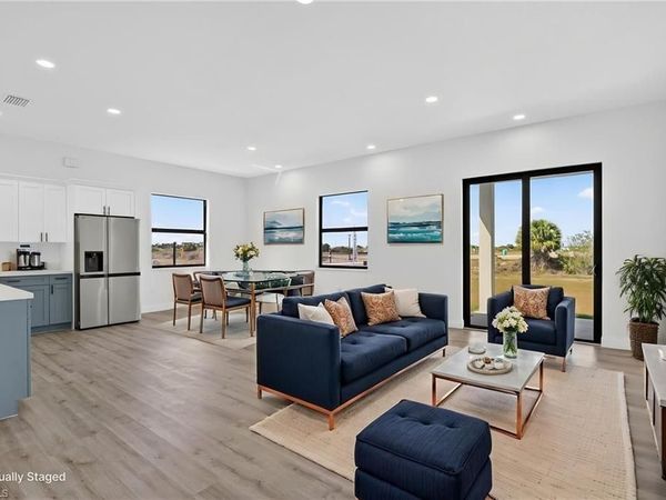 633 Cane ST E, LEHIGH ACRES, FL 33974