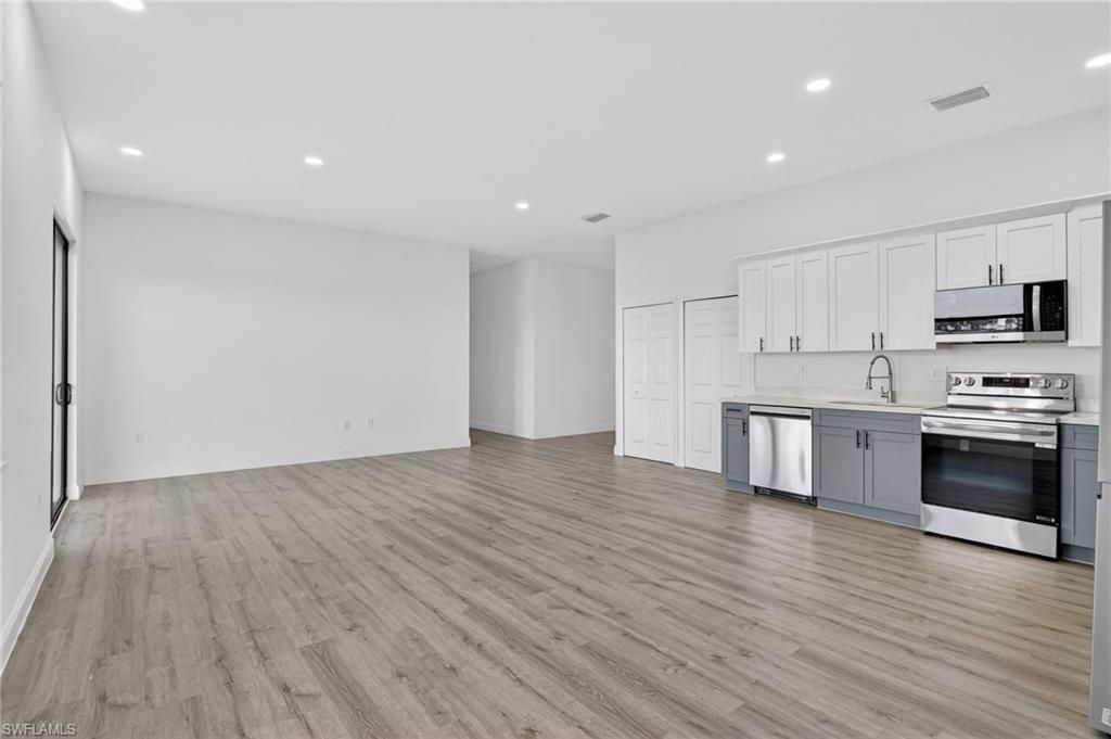 633 Cane St E, Lehigh Acres, FL 33974 Photo