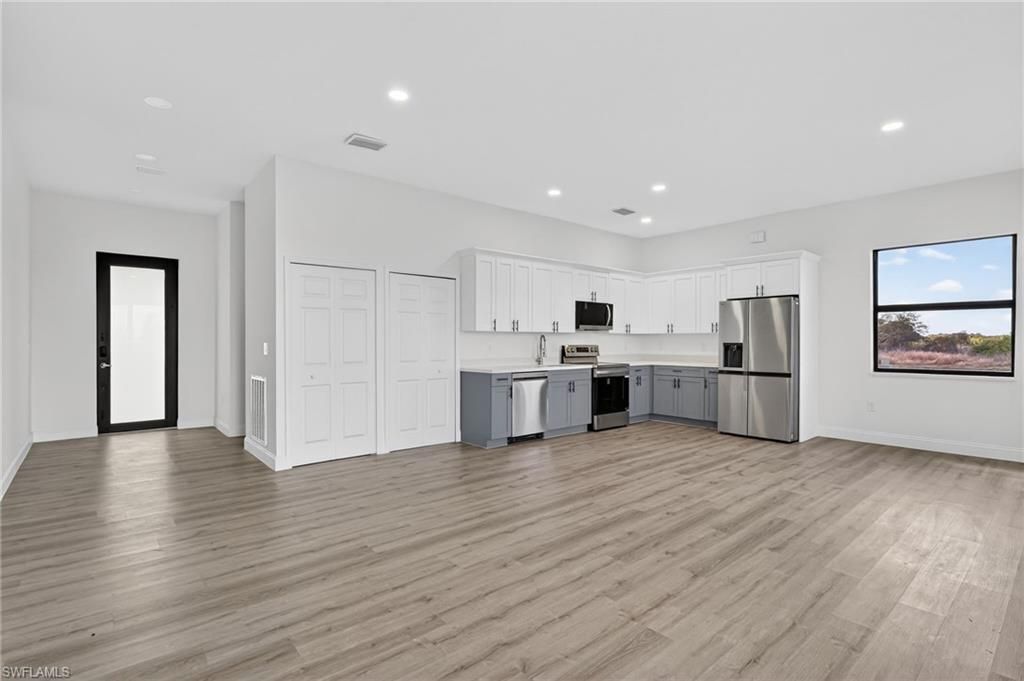 633 Cane St E, Lehigh Acres, FL 33974 Photo