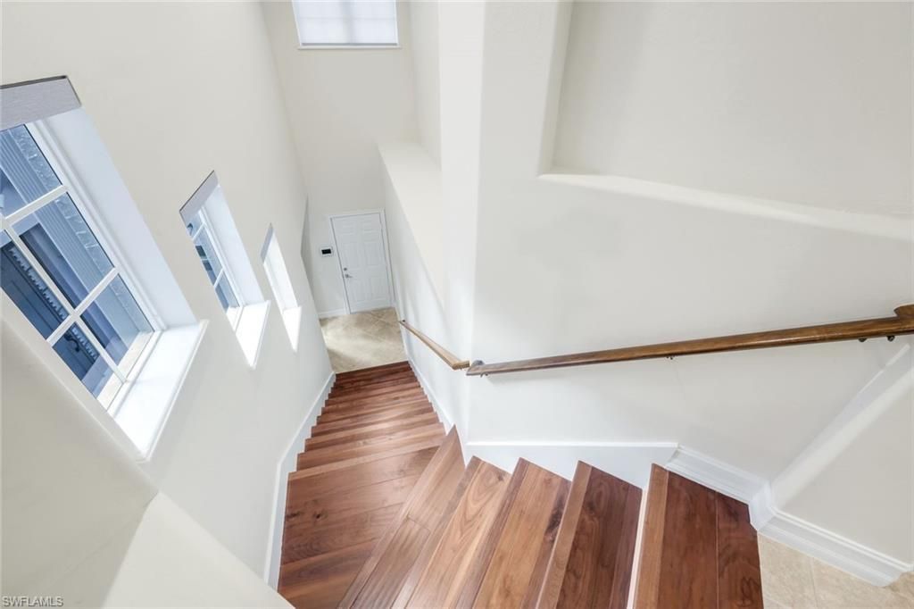 2040 Tarpon Bay Dr N, Unit 201, Naples, FL 34119 Photo