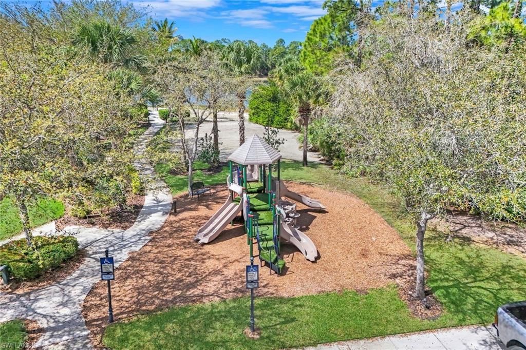 2040 Tarpon Bay Dr N, Unit 201, Naples, FL 34119 Photo