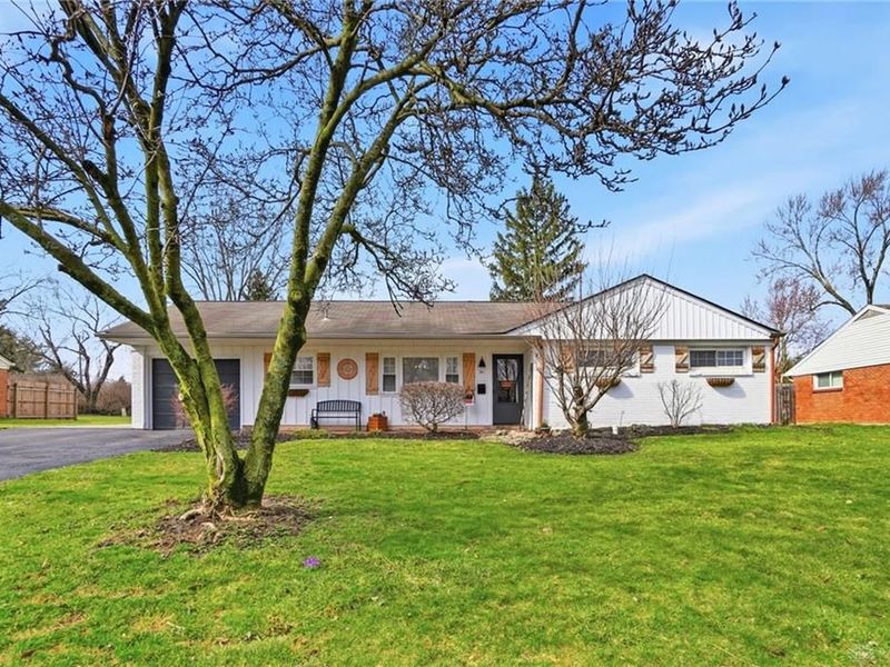 36 Blackstone Drive, Centerville, OH 45459 Photo 1