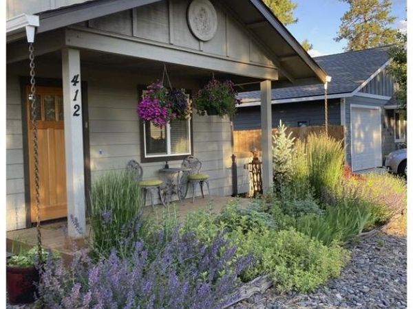 412 N Desert Rose Loop, Sisters, OR 97759