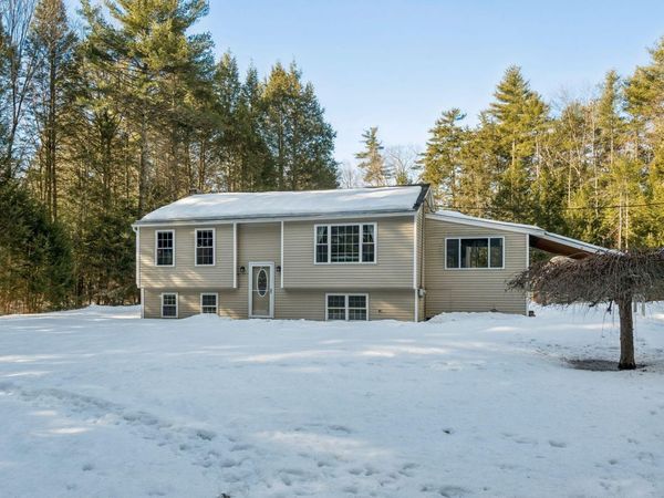 24 Pine Meadow Drive, North Berwick, ME 03906