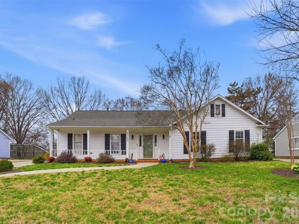 2700 Lytham Drive, Charlotte, NC 28210