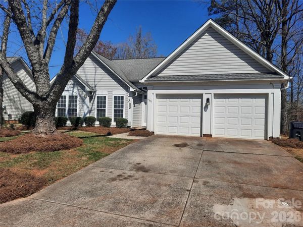5305 Chinemist Court , Charlotte, NC 28269