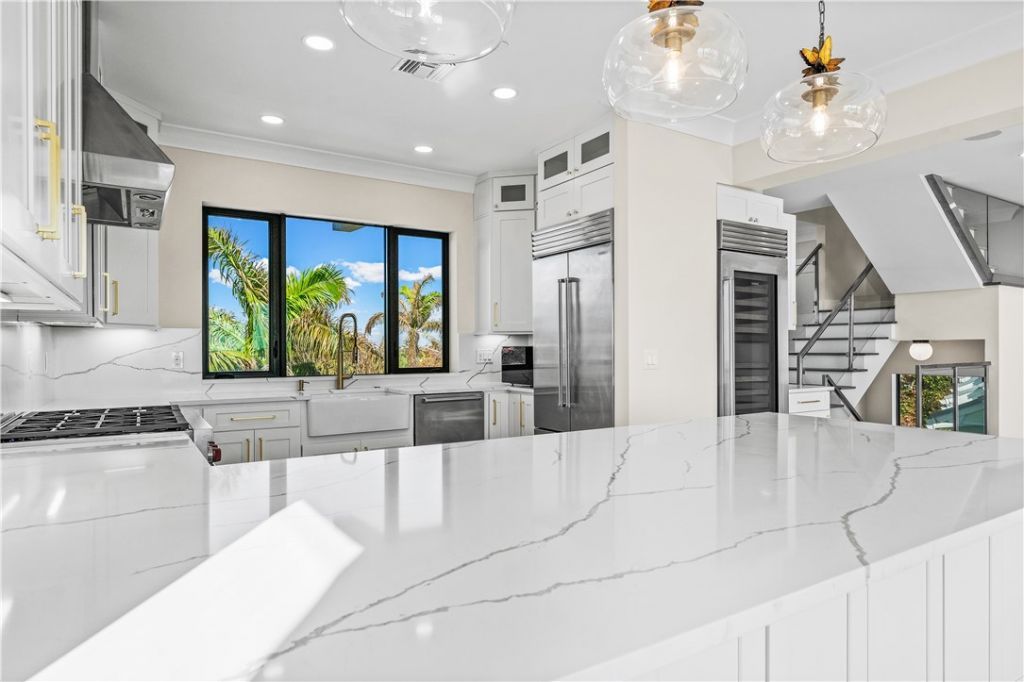 422 S Ocean Drive, Hutchinson Island, FL 34949 Photo