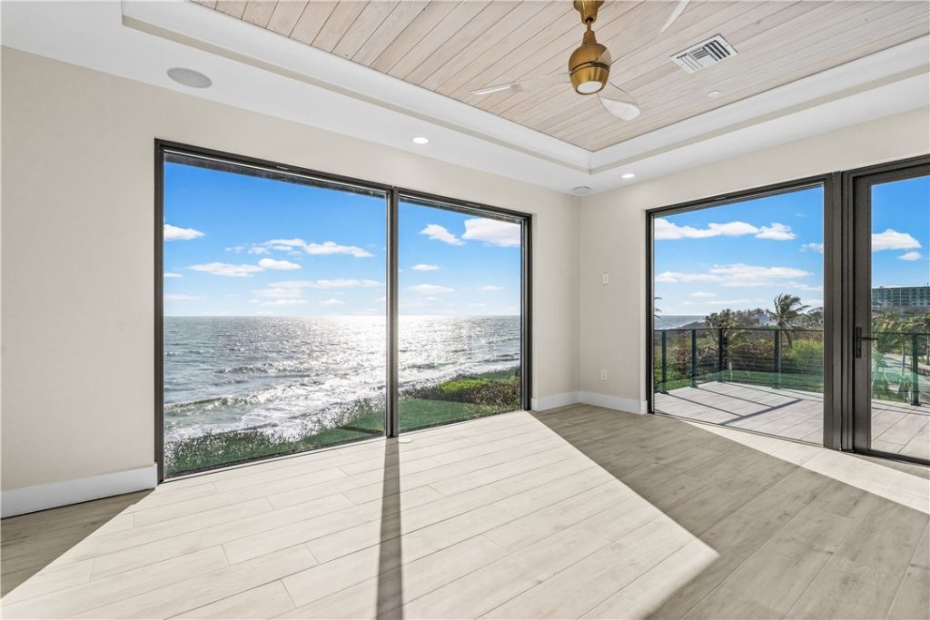422 S Ocean Drive, Hutchinson Island, FL 34949 Photo