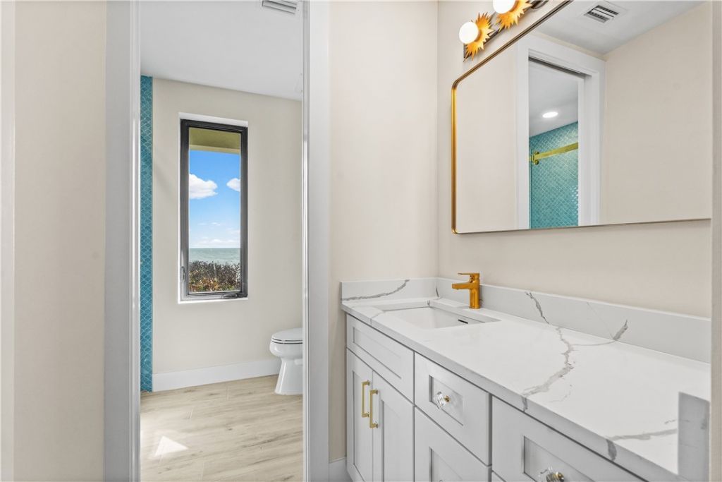 422 S Ocean Drive, Hutchinson Island, FL 34949 Photo