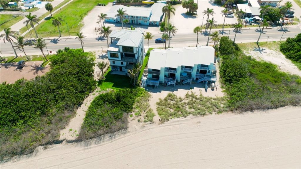 422 S Ocean Drive, Hutchinson Island, FL 34949 Photo