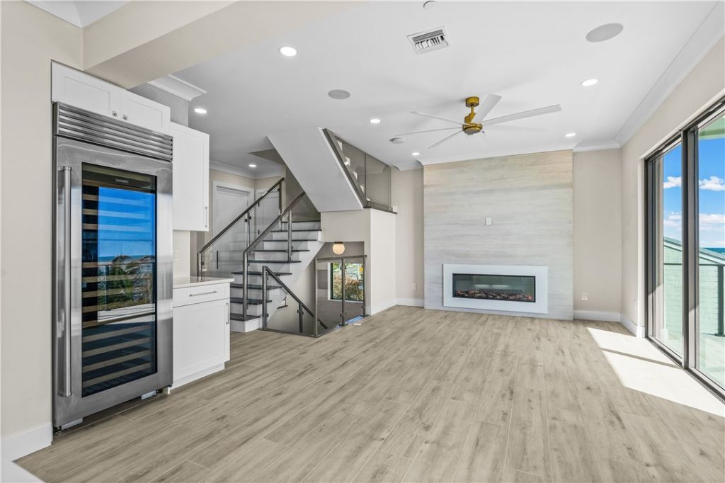 422 S Ocean Drive, Hutchinson Island, FL 34949 Photo