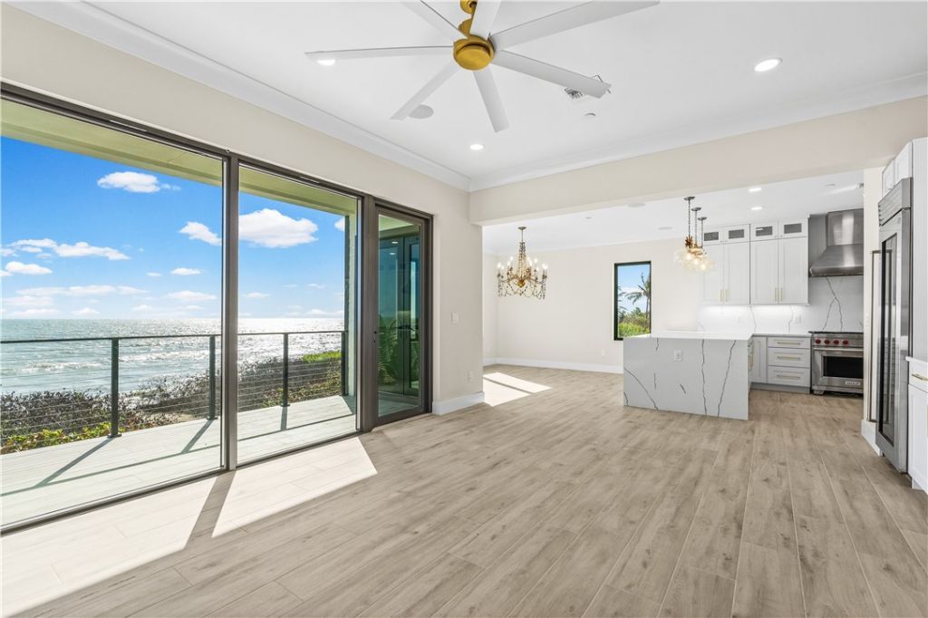 422 S Ocean Drive, Hutchinson Island, FL 34949 Photo