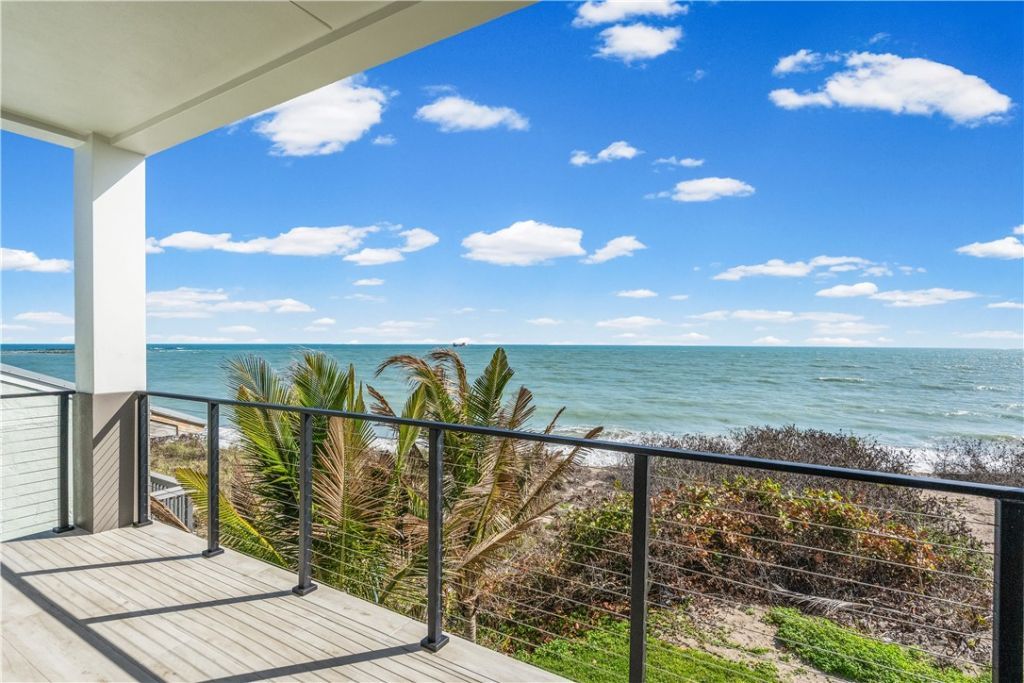 422 S Ocean Drive, Hutchinson Island, FL 34949 Photo