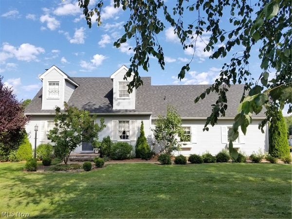 1740 Hearthside Drive , Salem, OH 44460