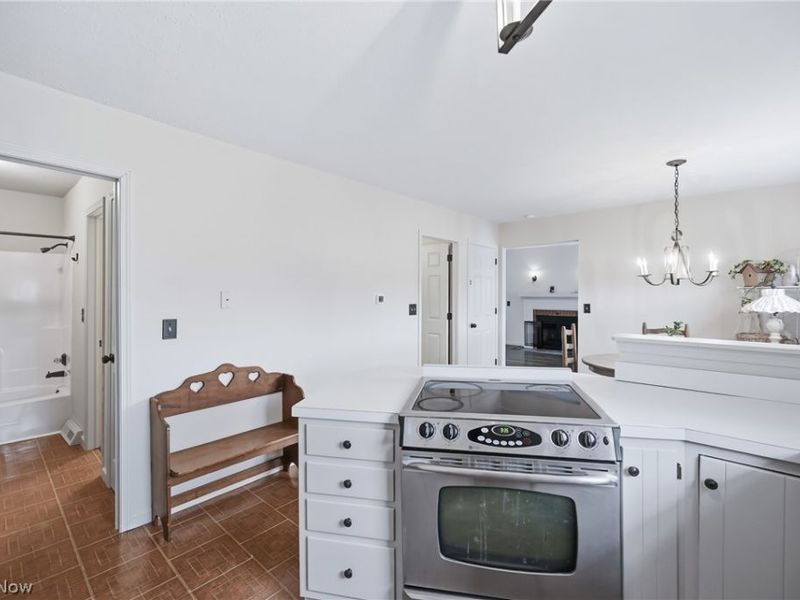 1740 Hearthside Drive, Salem, OH 44460 Photo 21