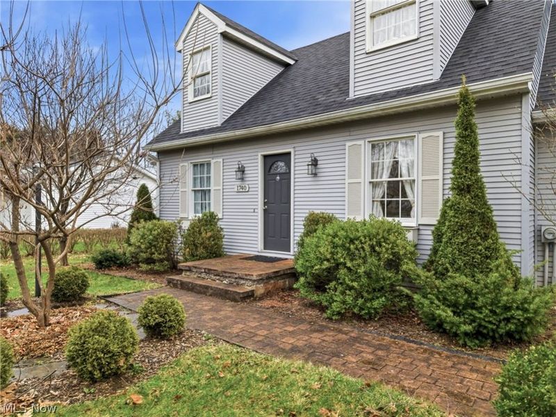 1740 Hearthside Drive, Salem, OH 44460 Photo 3