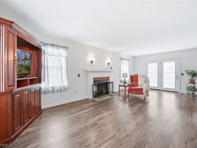 1740 Hearthside Drive, Salem, OH 44460 Photo 8