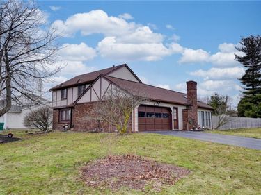 103 W Bend Drive, Rochester, NY 14612