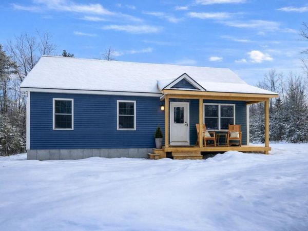 11 Moore's Way, Standish, ME 04085